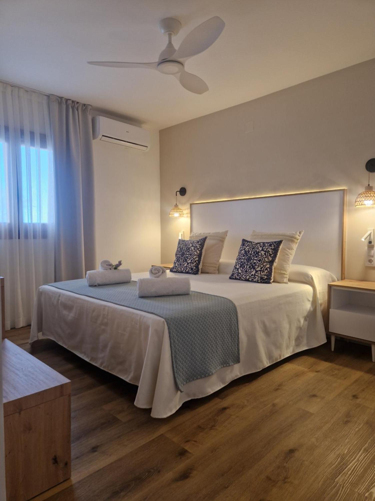 Hotel Bodegon De Peñíscola Dış mekan fotoğraf