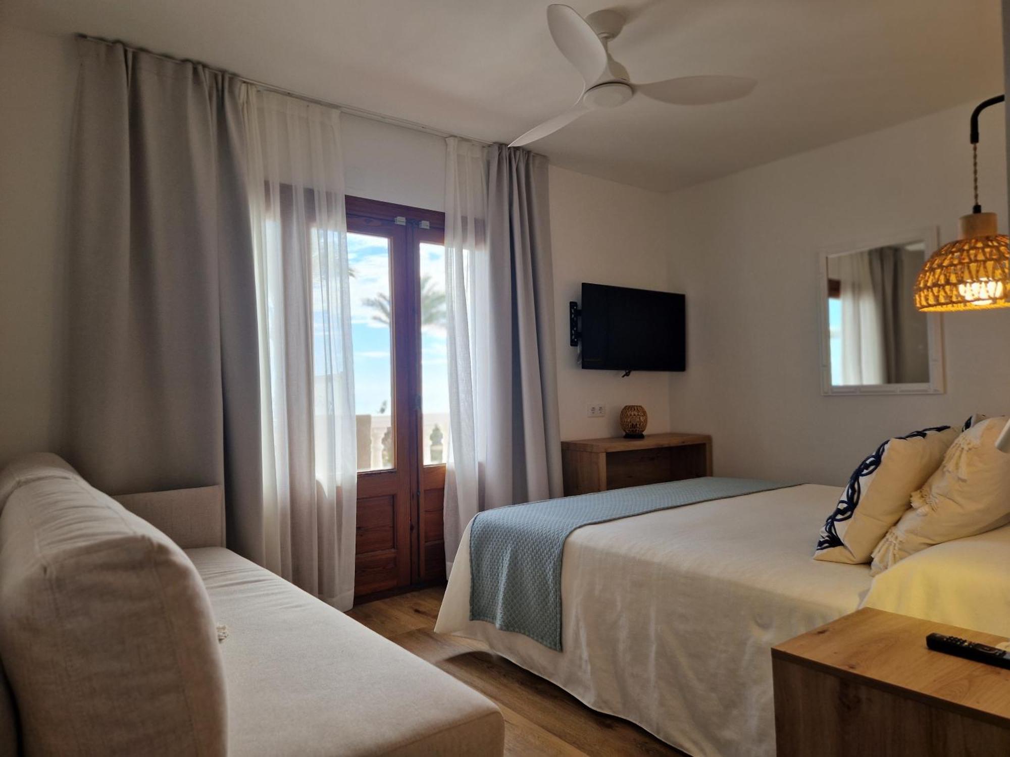 Hotel Bodegon De Peñíscola Dış mekan fotoğraf